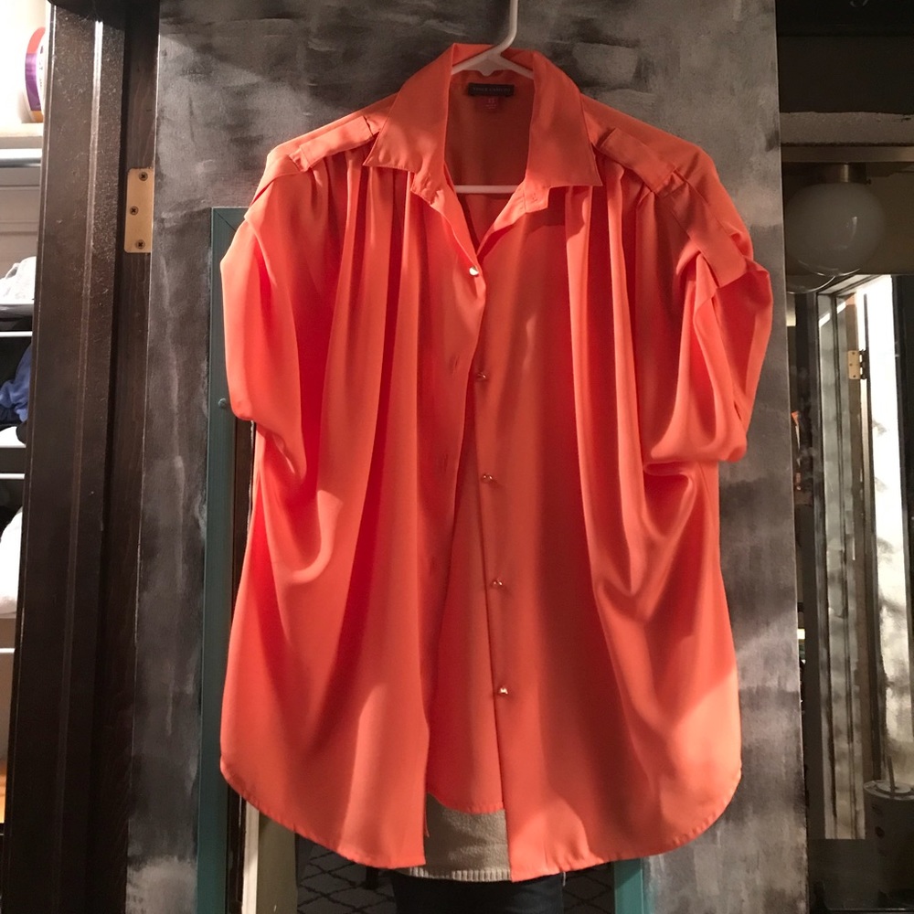 Cute blouse!